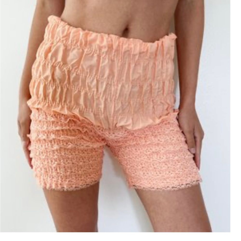 Vintage Ruffle Shorts Approx Size 12